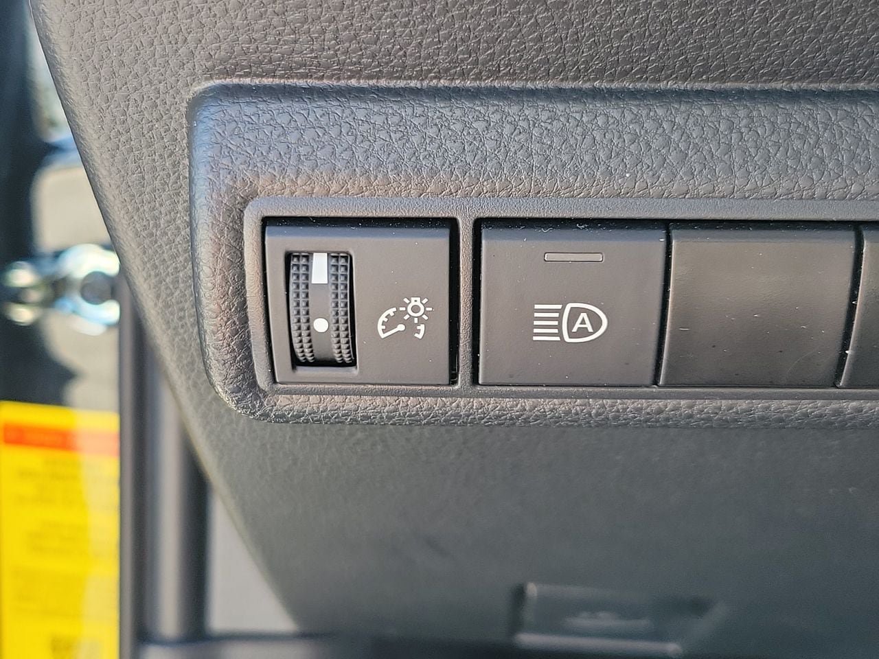 Used 2023 Toyota Corolla LE FWD image 30