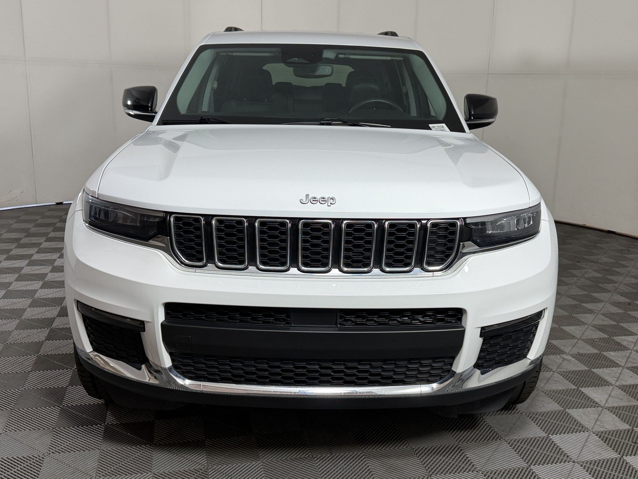 Used 2021 Jeep Grand Cherokee L Limited AWD/4WD image 6