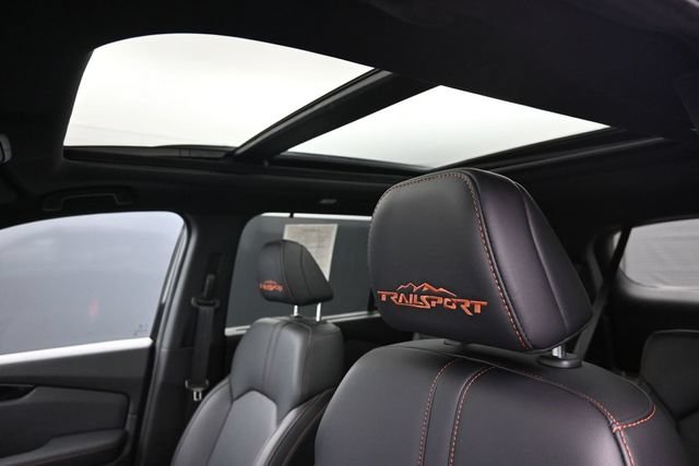 Used 2025 Honda Pilot TrailSport image 15
