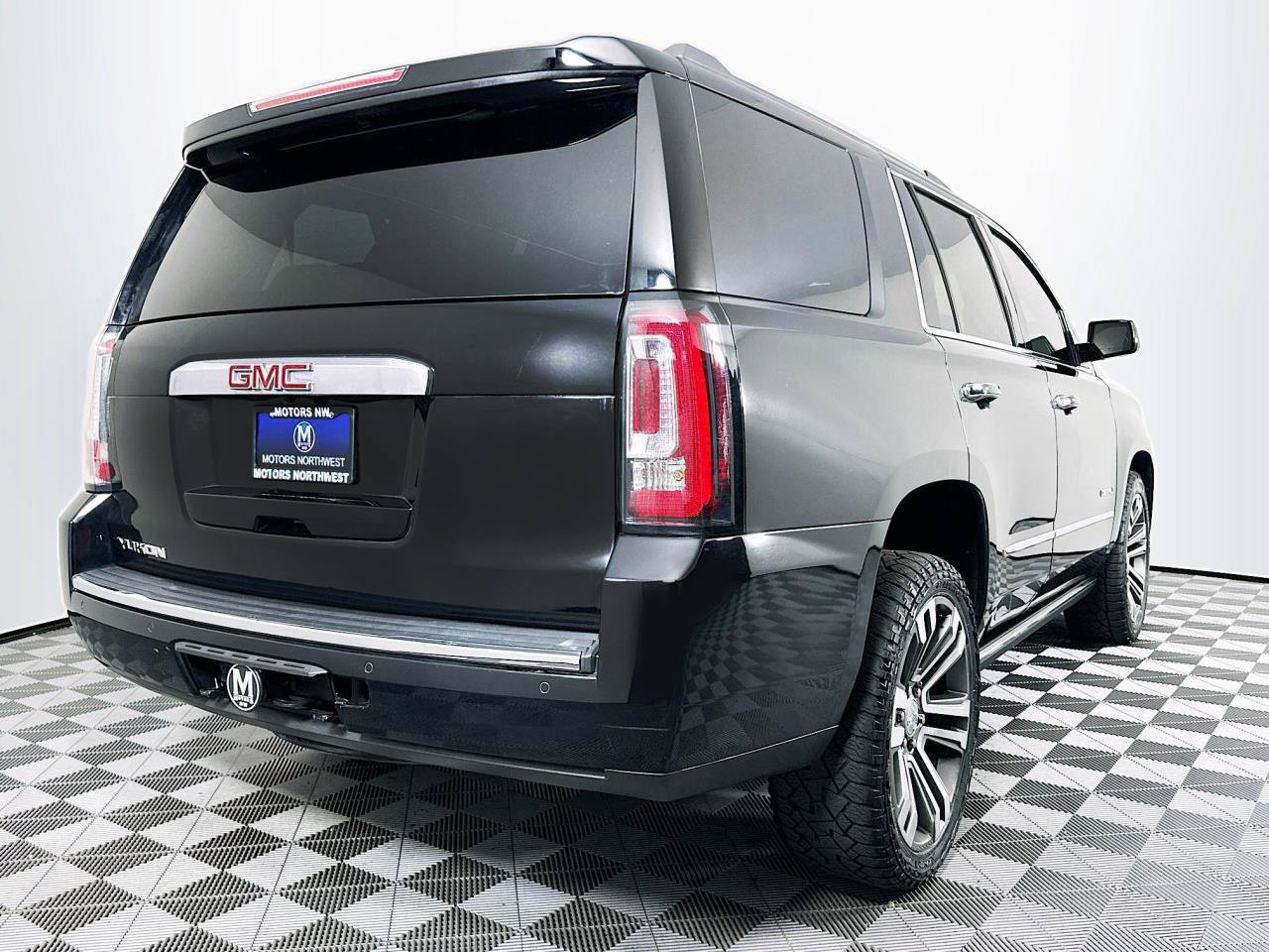 Used 2019 GMC Yukon Denali AWD/4WD image 27