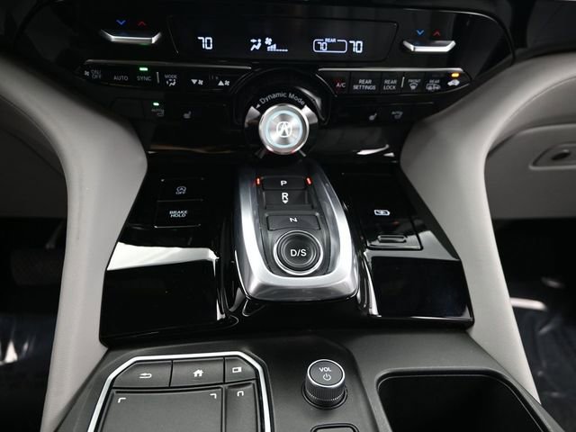 Used 2023 Acura MDX SH-AWD w/ Technology Package image 12