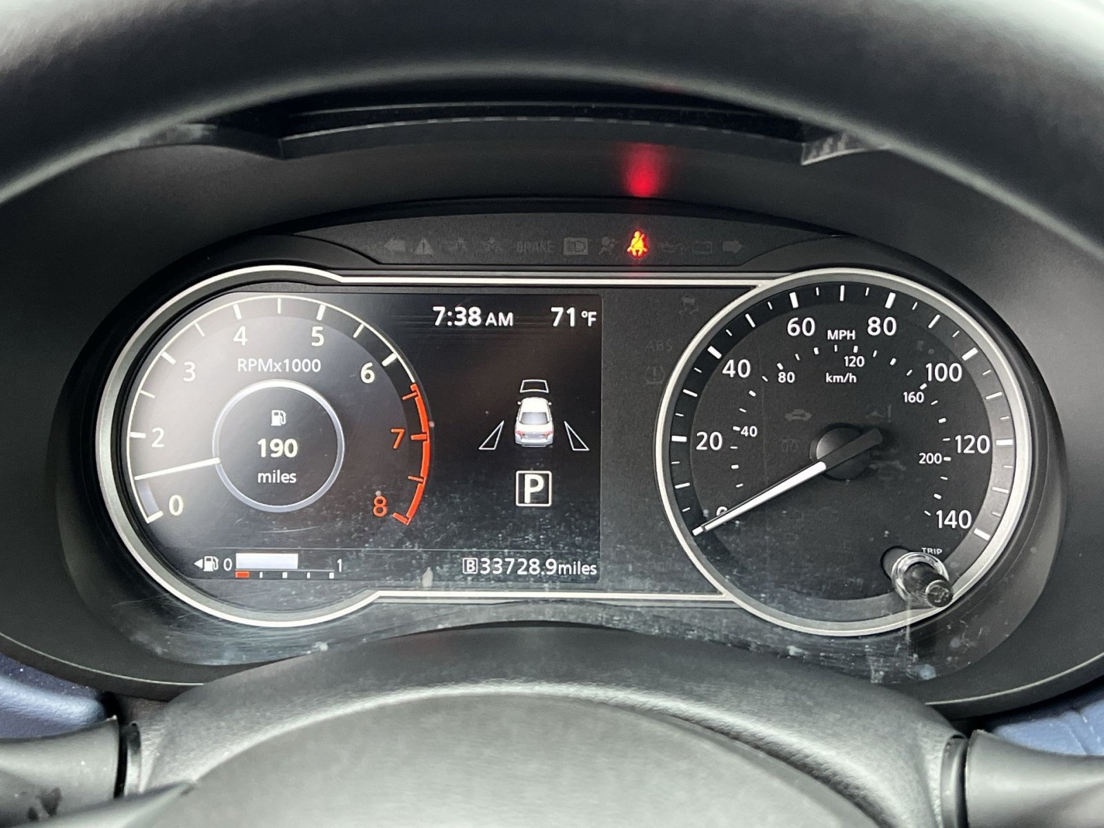 Used 2024 Nissan Versa SV FWD image 17