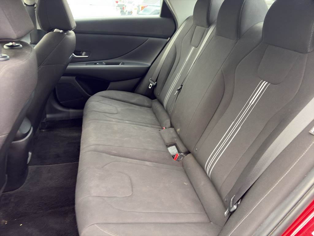 Used 2024 Hyundai Elantra SEL FWD image 14