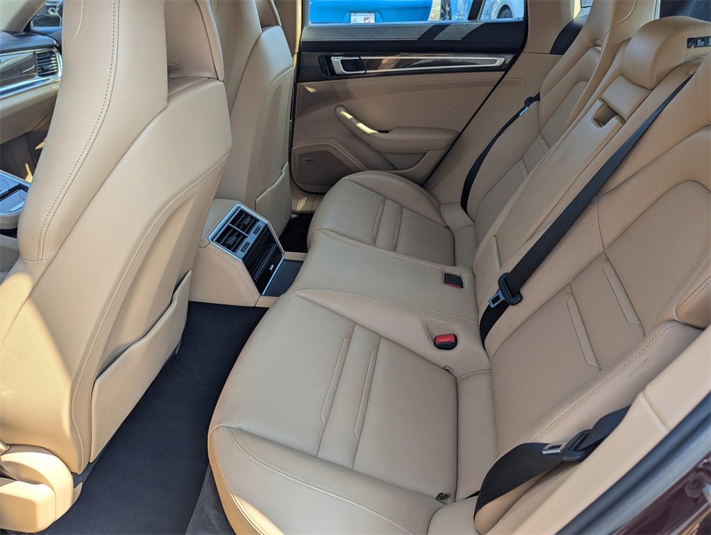 Used 2019 Porsche Panamera 4 image 9