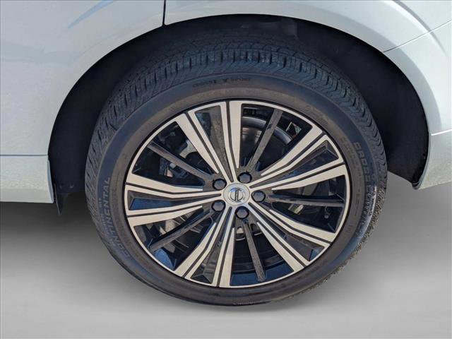 Used 2022 Volvo XC60 T8 Inscription w/ Advanced Package image 24