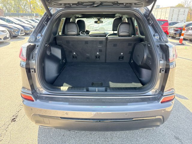 Used 2020 Jeep Cherokee High Altitude AWD/4WD image 24