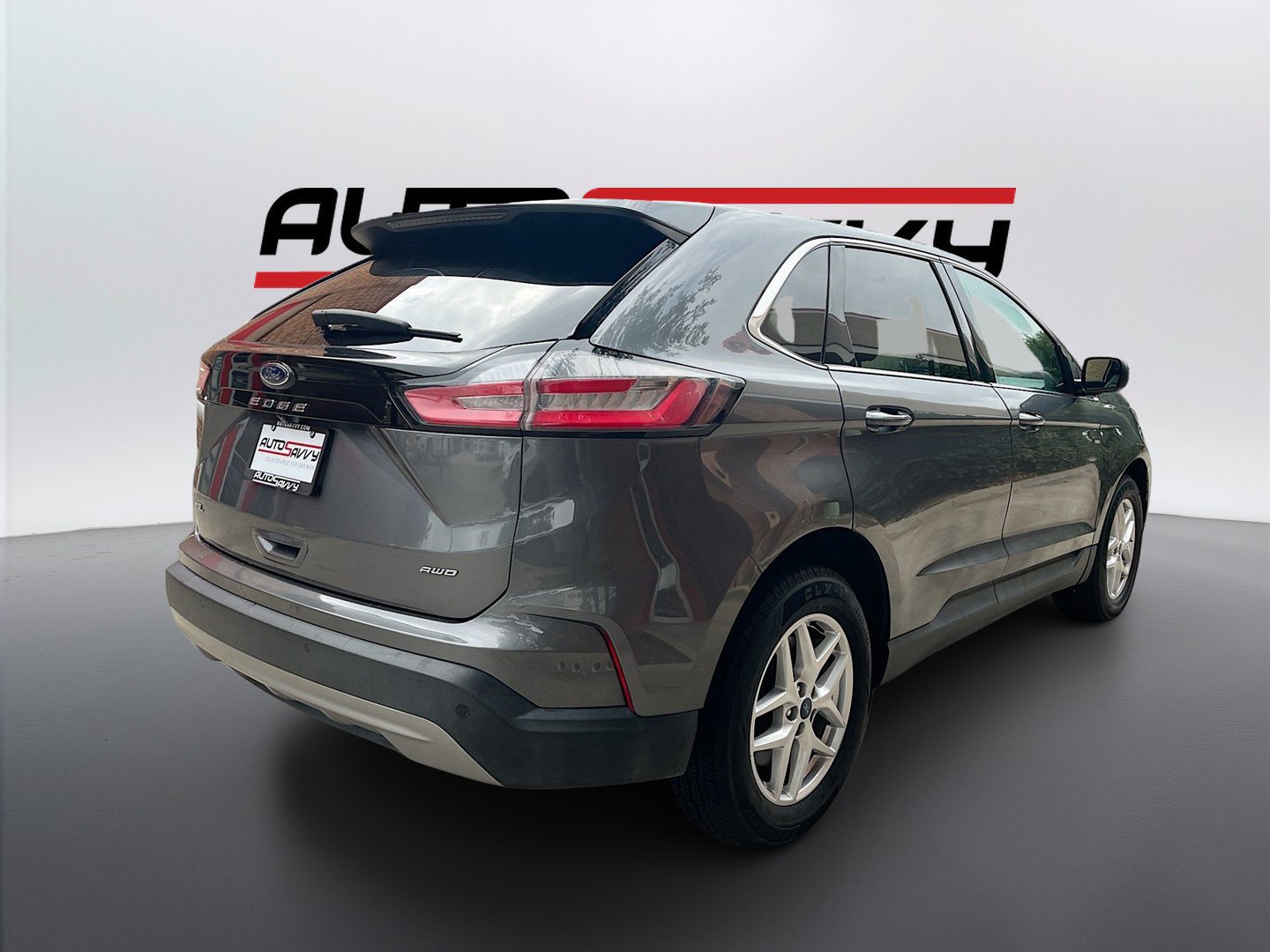 Used 2022 Ford Edge SEL AWD/4WD image 7