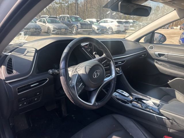 Used 2023 Hyundai Sonata Limited w/ Preferred Accessory Package image 12