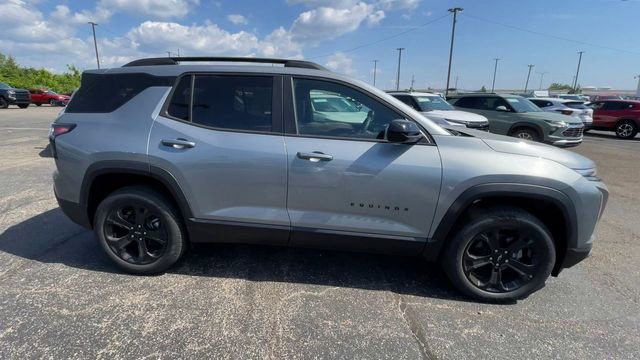 New 2026 Chevrolet Equinox LT w/ Convenience Package II AWD/4WD image 3