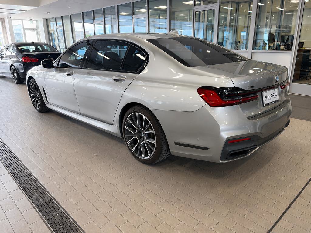 Used 2020 BMW 750i xDrive w/ Autobahn Package AWD/4WD image 5