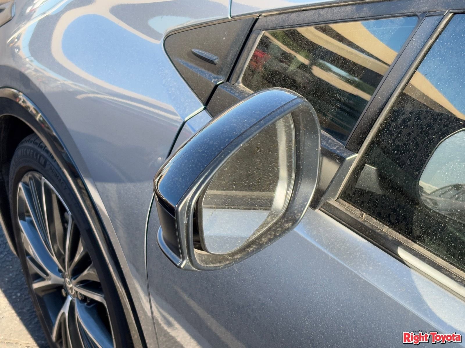 Used 2024 Toyota Prius XLE image 9