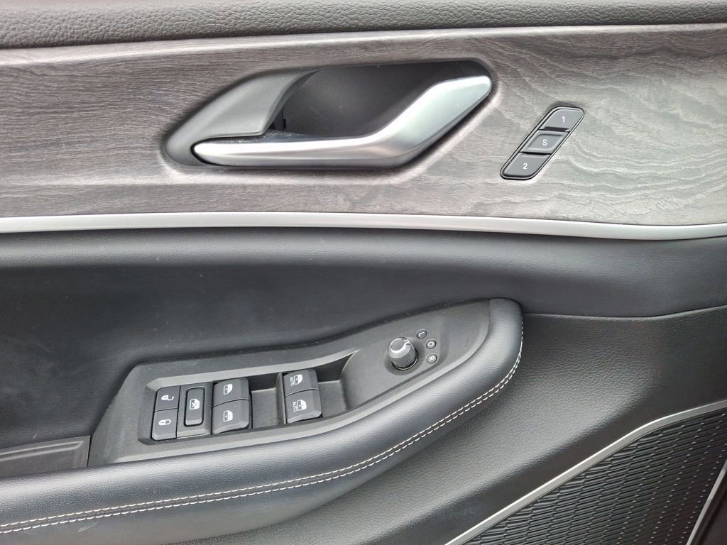 Used 2021 Jeep Grand Cherokee L Limited image 28