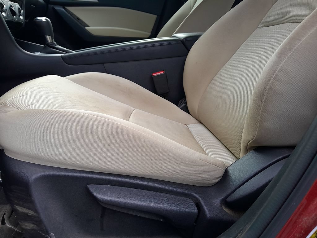 Used 2017 MAZDA MAZDA3 Sport FWD image 13