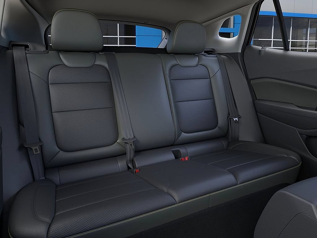 New 2026 Chevrolet Trax ACTIV w/ Driver Confidence Package FWD image 17