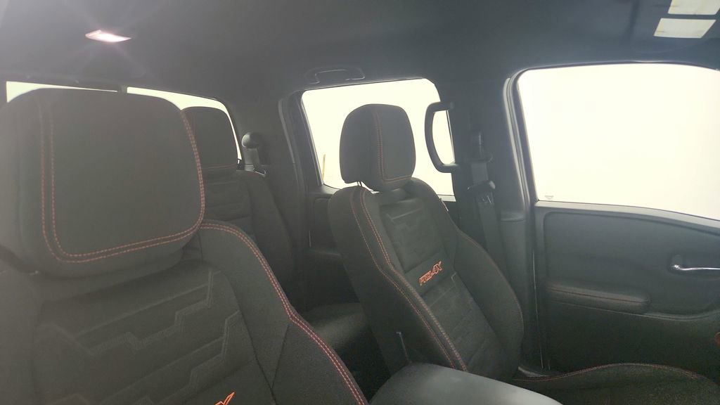 Used 2023 Nissan Frontier PRO-4X w/ Technology Package image 24