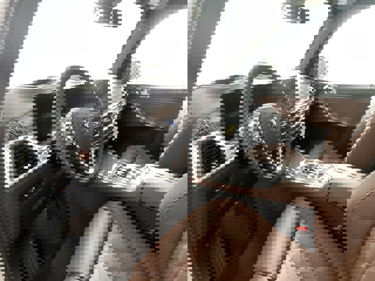 Certified 2024 BMW X5 xDrive40i w/ Premium Package image 12