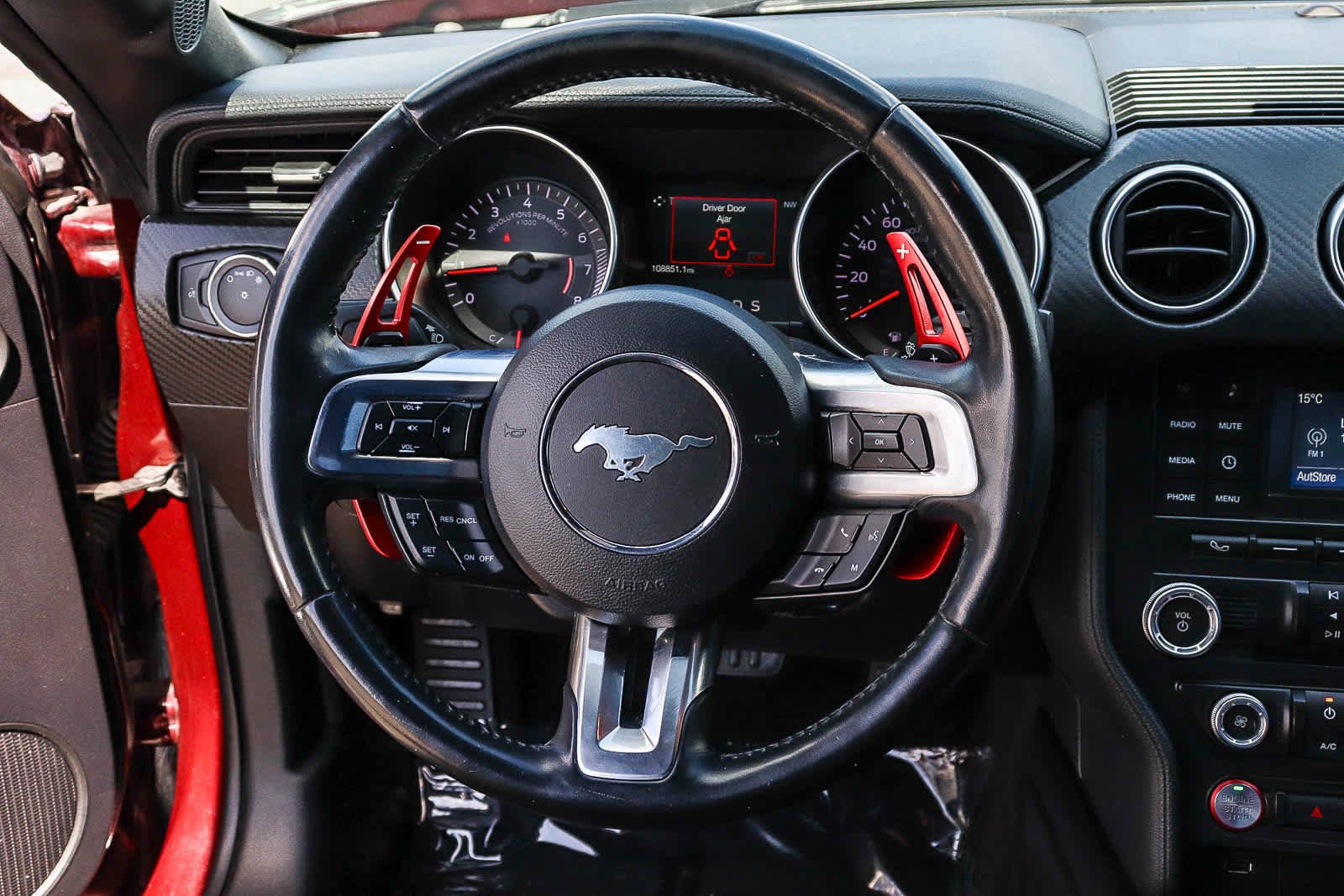 Used 2018 Ford Mustang Coupe RWD image 17