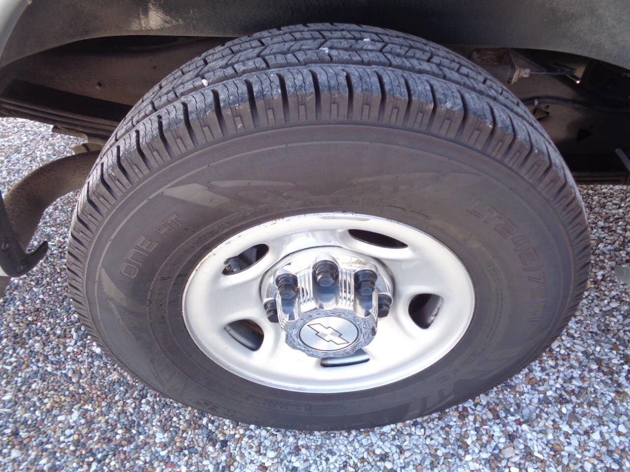 Used 2018 Chevrolet Express 2500 LT w/ LT Preferred Equipment Group image 46