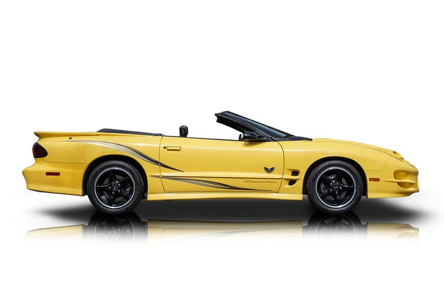 Used 2002 Pontiac Firebird Trans Am image 2