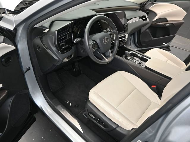 Used 2024 Lexus RX 350 FWD w/ Technology Package image 6