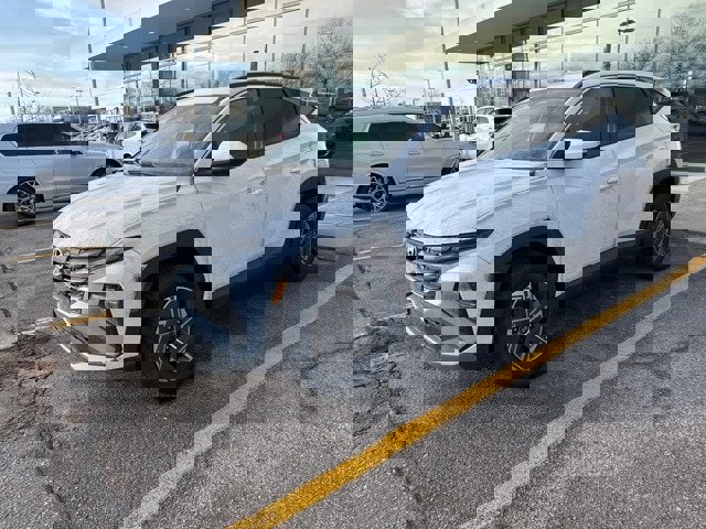 Used 2025 Hyundai Tucson Blue image 3