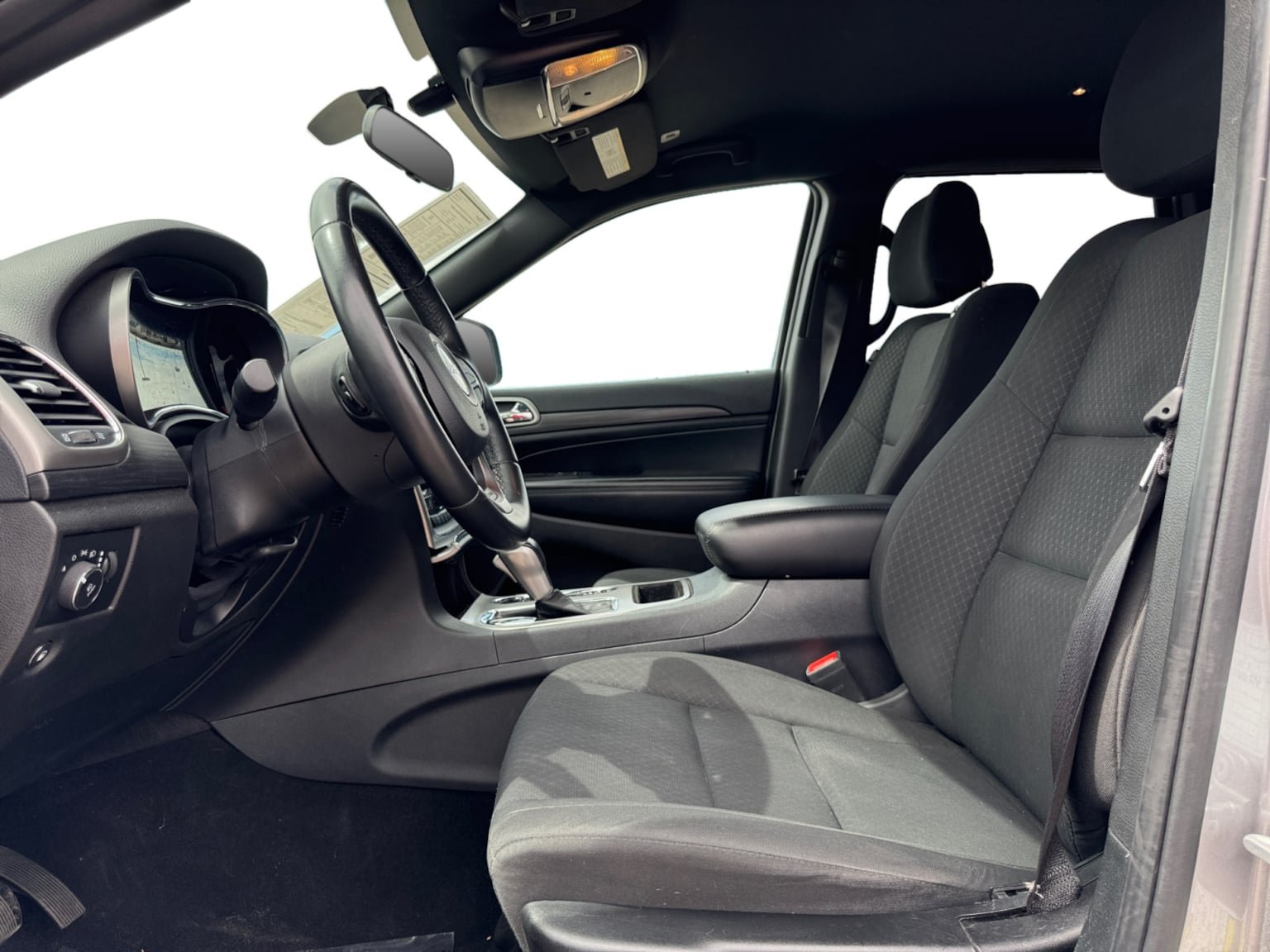 Used 2019 Jeep Grand Cherokee Laredo AWD/4WD image 10