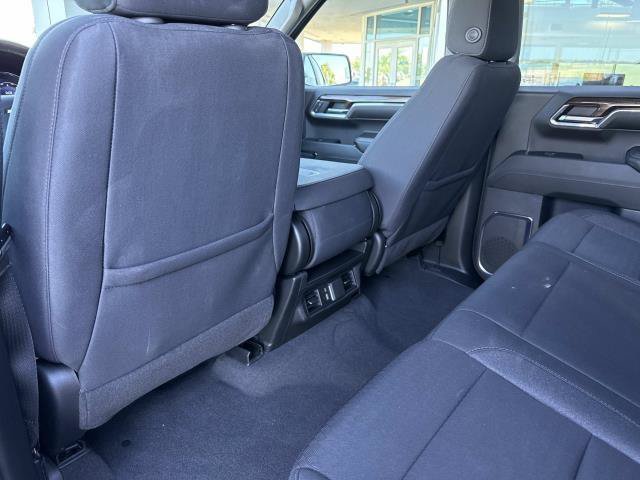 Used 2024 Chevrolet Silverado 1500 LT AWD/4WD image 25