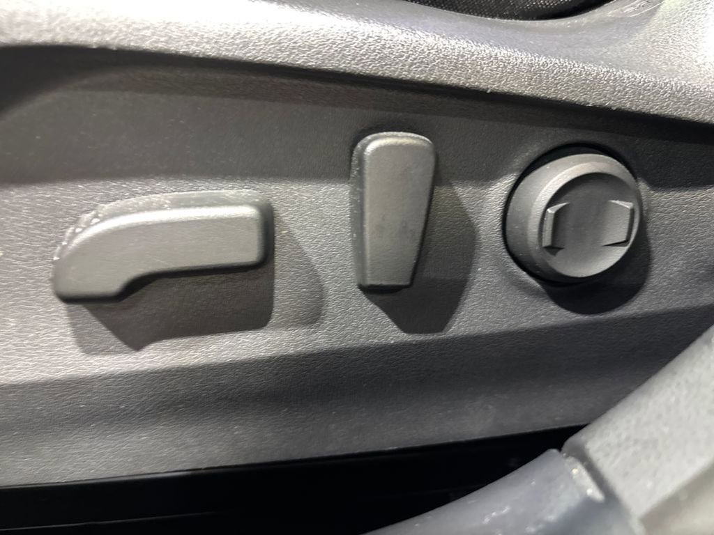 Used 2024 Subaru Outback Premium AWD/4WD image 22