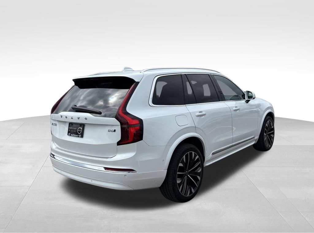 Used 2026 Volvo XC90 B6 Plus w/ Protection Package AWD/4WD image 40