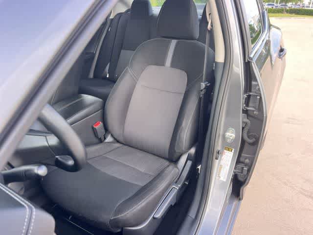 Used 2024 Nissan Sentra SV FWD image 11