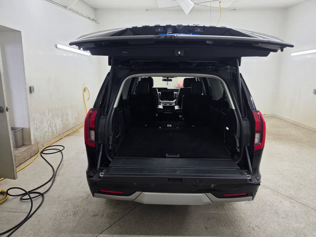 Used 2025 Ford Expedition Max Platinum AWD/4WD image 22