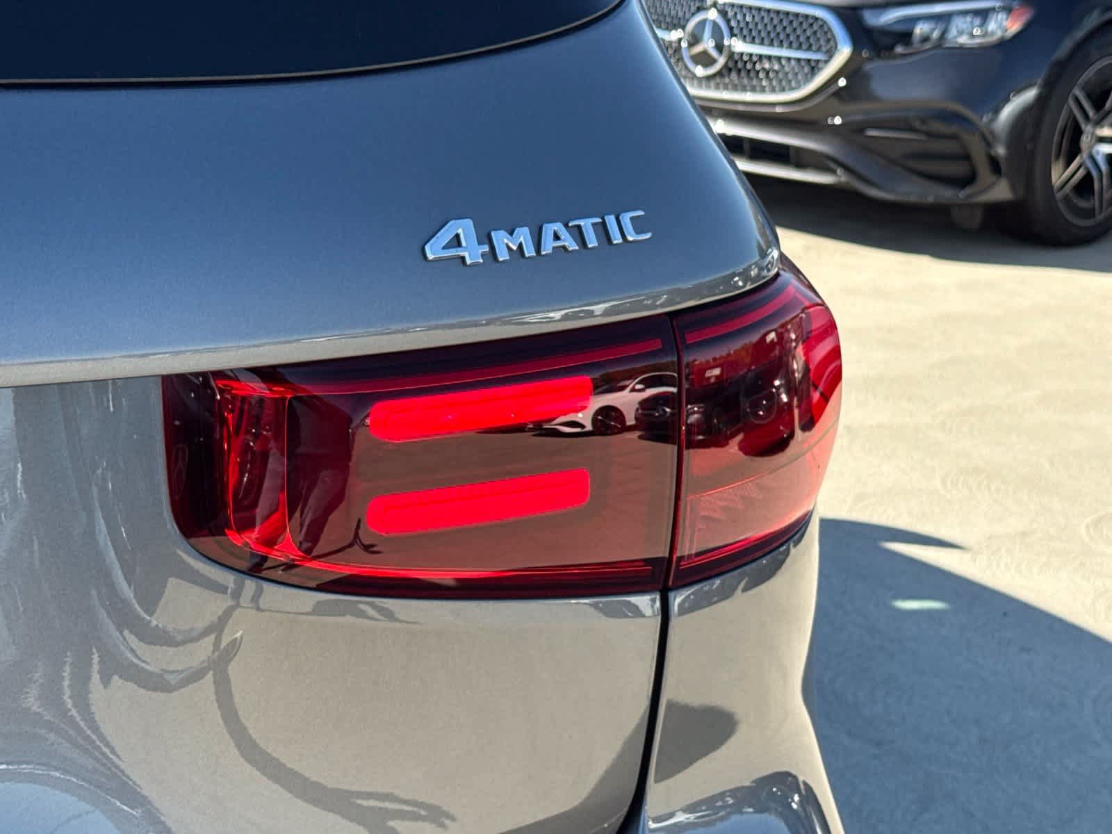 New 2026 Mercedes-Benz GLB 250 4MATIC image 11
