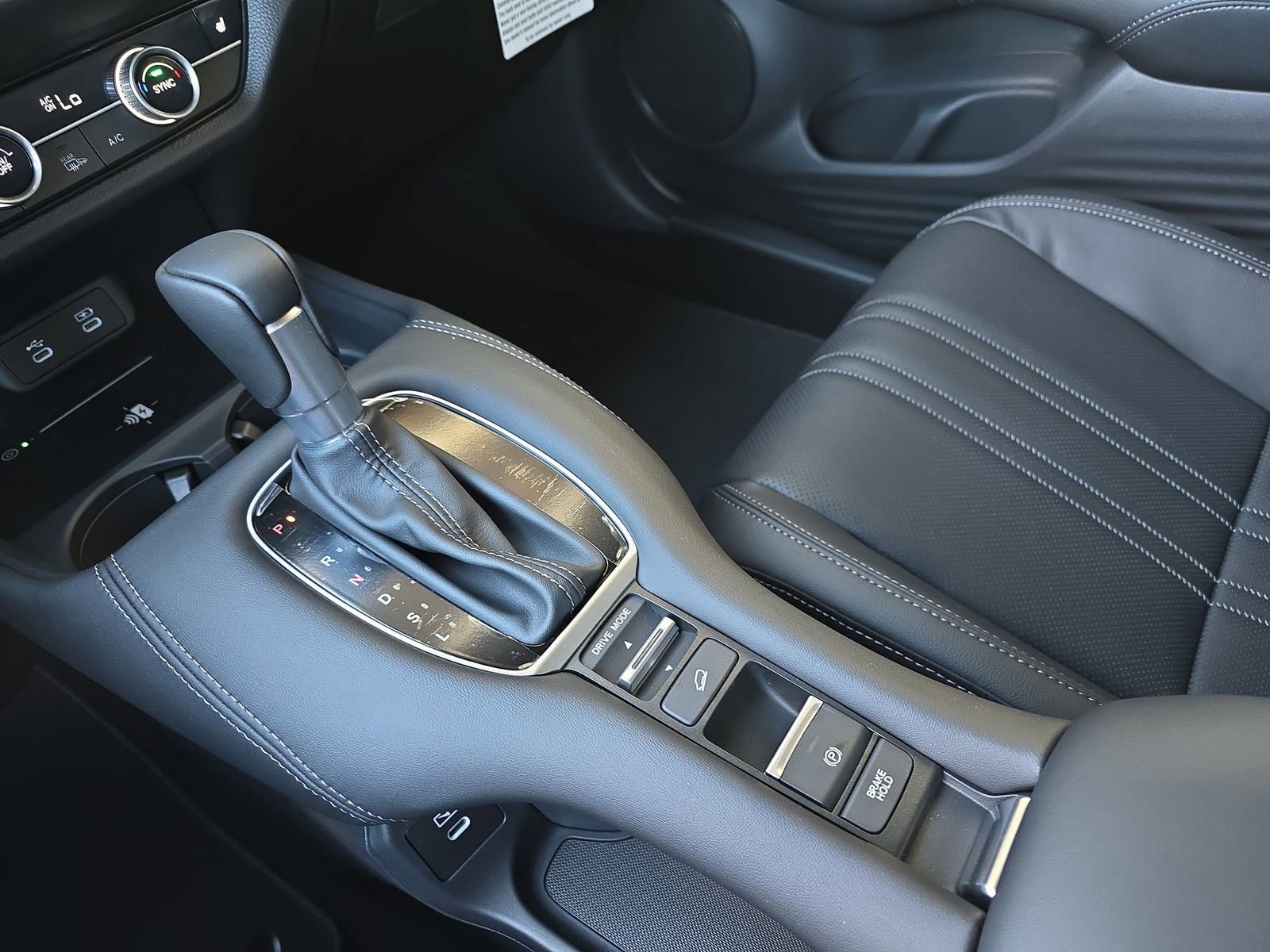 New 2026 Honda HR-V EX-L image 23