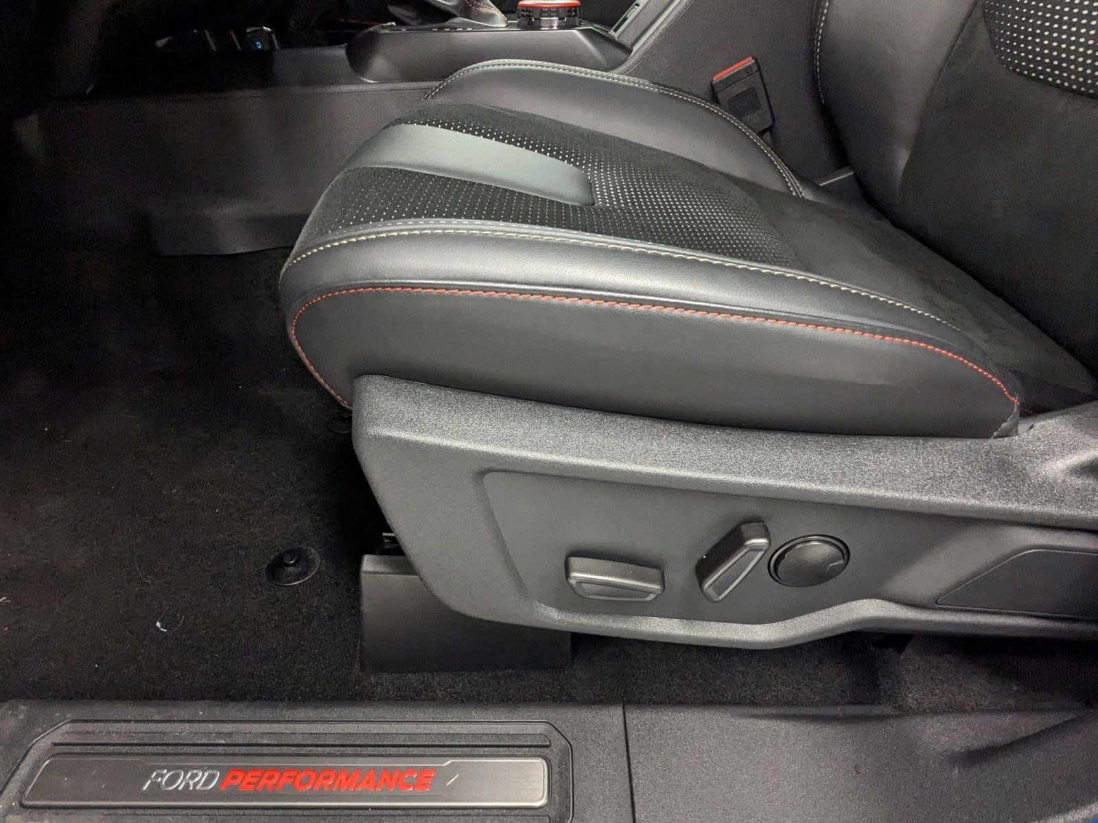 New 2025 Ford Bronco Raptor w/ Interior Carbon Fiber Pack image 10