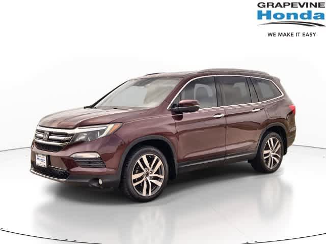 Used 2017 Honda Pilot Touring image 1