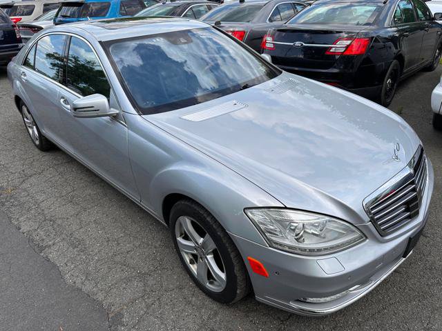 Used 2010 Mercedes-Benz S 550 4MATIC image 2