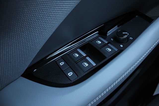 New 2026 Audi Q3 quattro 2.0T AWD/4WD image 9