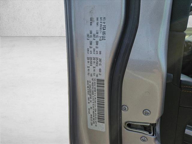 Used 2019 Jeep Compass Limited image 23