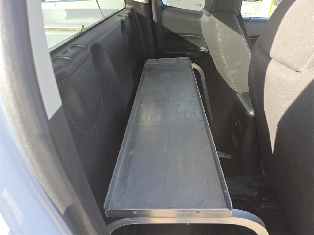 Used 2022 Chevrolet Colorado LT w/ Fleet Safety Package image 19