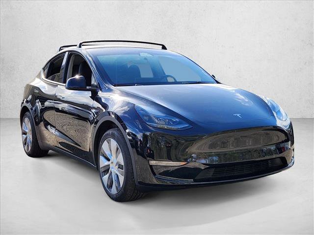 Used 2023 Tesla Model Y Long Range image 2