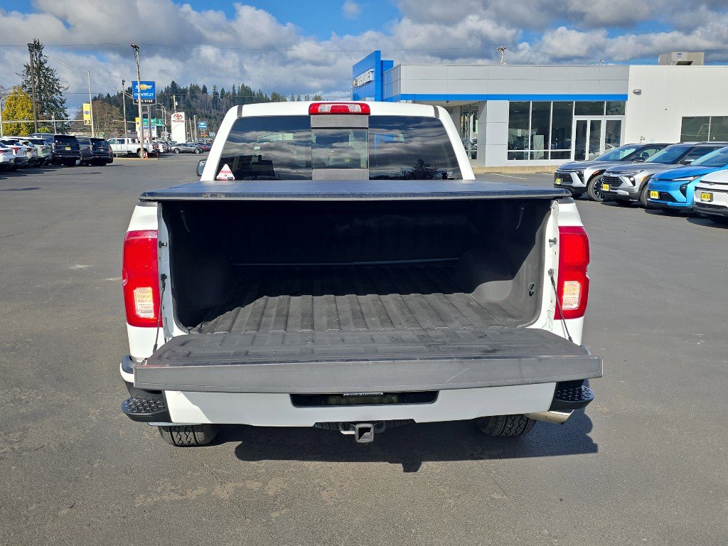 Used 2017 Chevrolet Silverado 1500 LTZ Z71 w/ LTZ Plus Package image 9