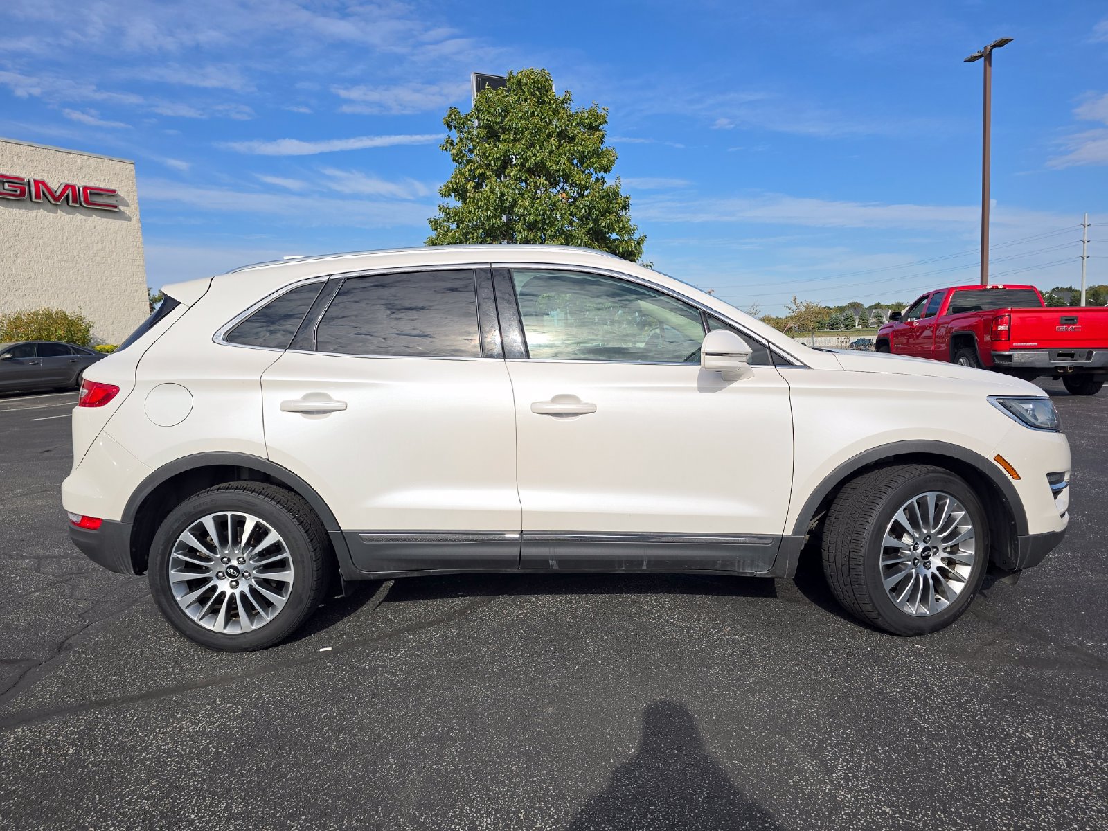 Used 2017 Lincoln MKC Reserve w/ Lincoln MKC Climate Package AWD/4WD image 19