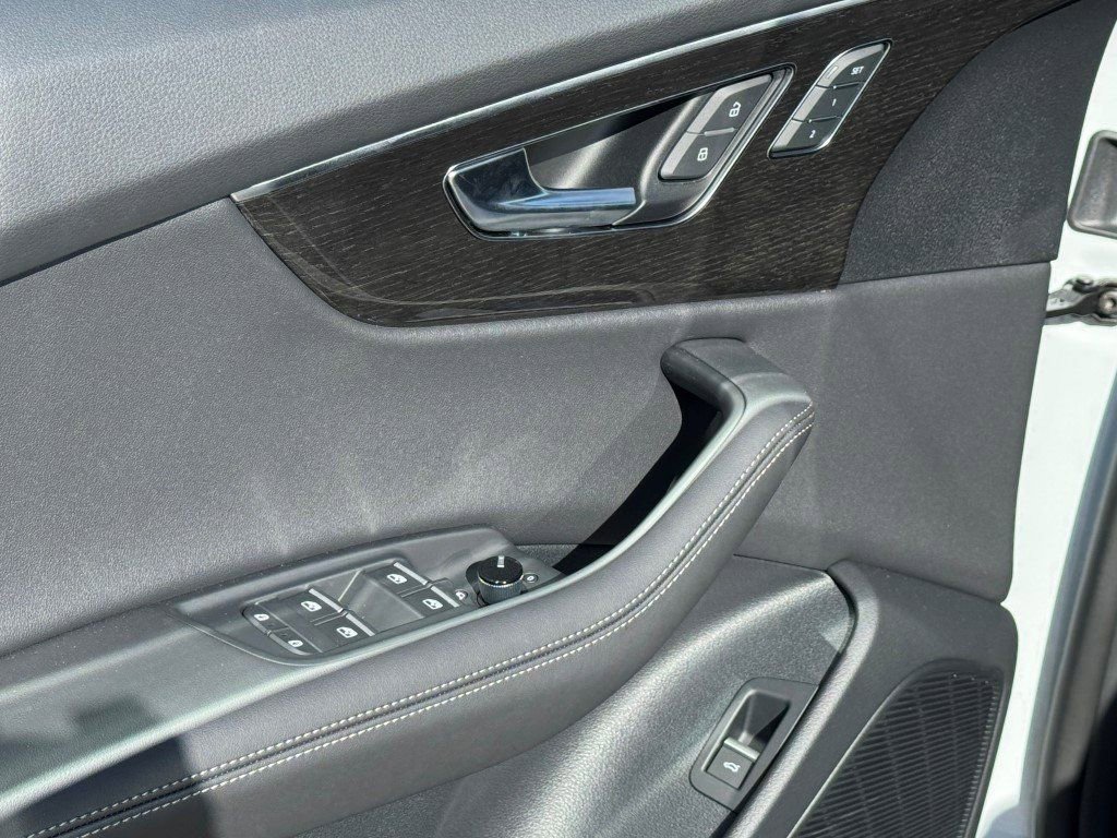 New 2026 Audi Q8 Premium Plus image 19
