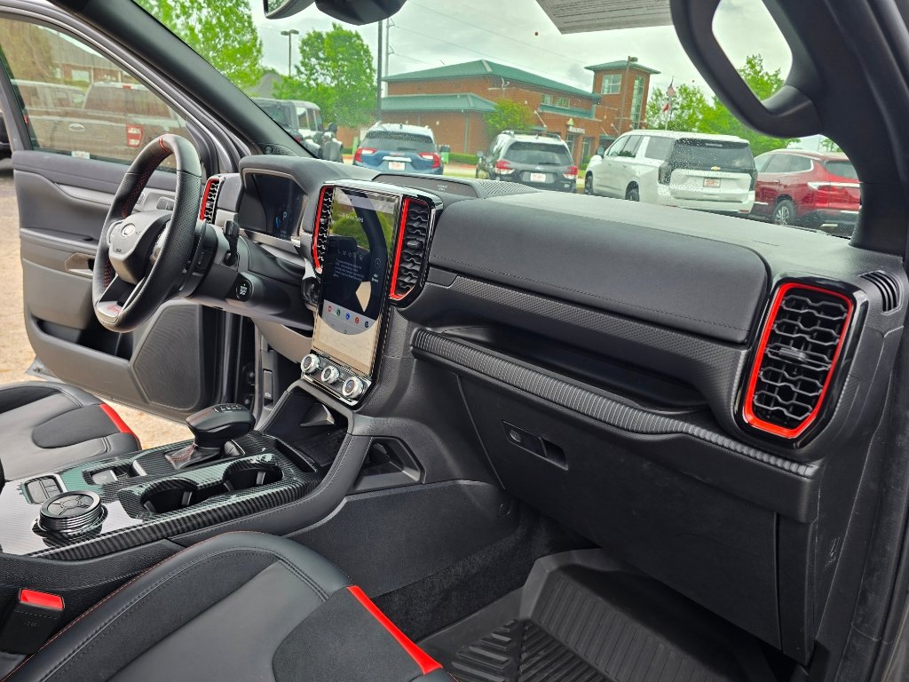 Used 2025 Ford Ranger Raptor image 12