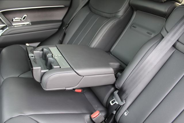 New 2026 Land Rover Range Rover SE image 20