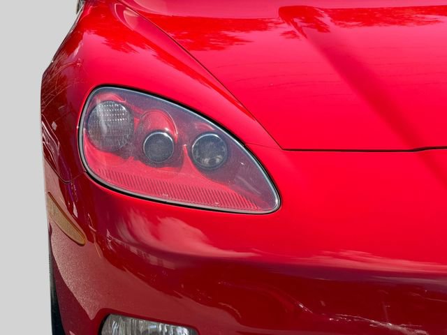 Used 2005 Chevrolet Corvette Coupe w/ Preferred Equipment Group RWD image 9