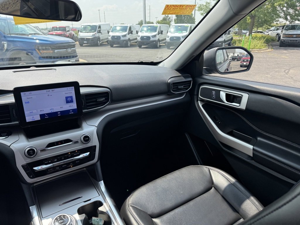 Used 2023 Ford Explorer XLT w/ Equipment Group 202A image 25