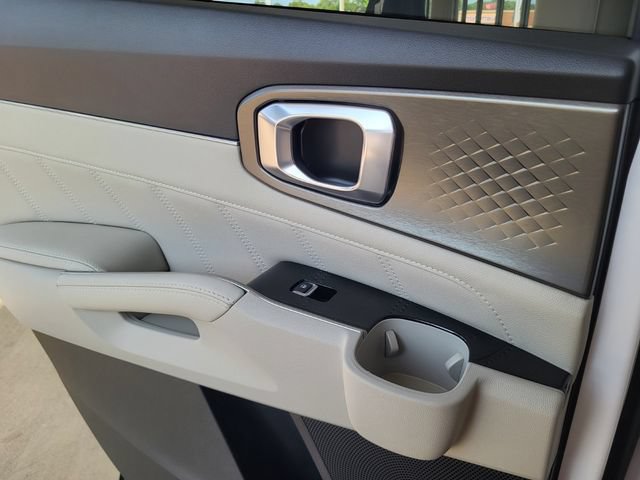 Certified 2023 Kia Sorento SX AWD/4WD image 17