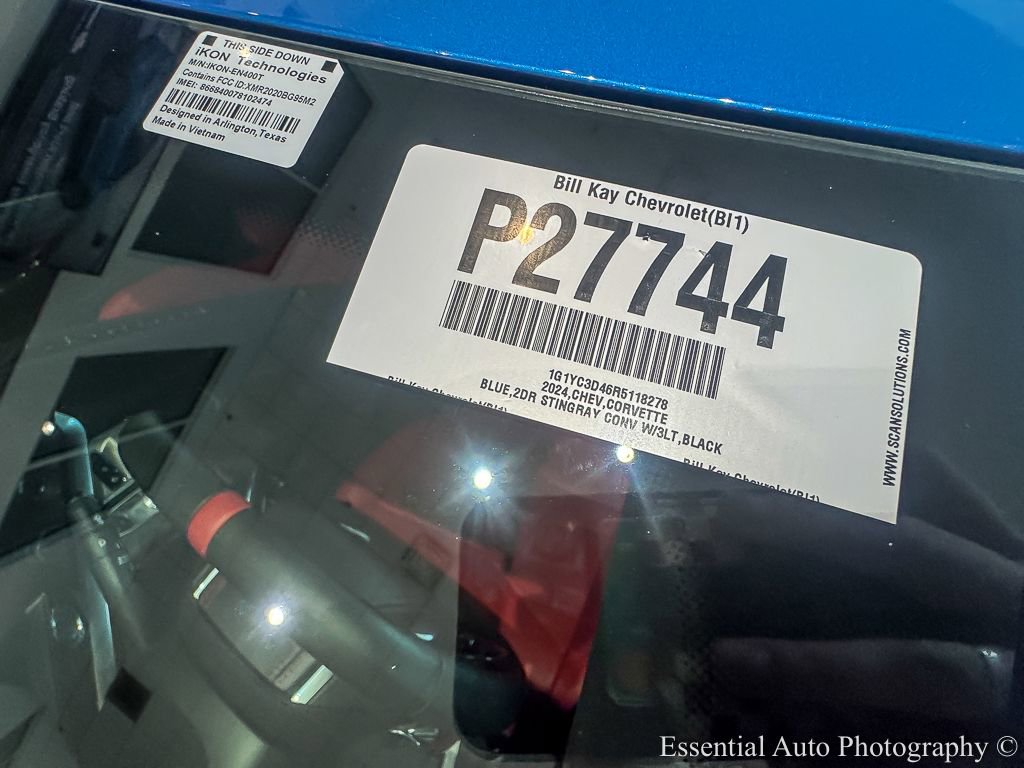 Used 2024 Chevrolet Corvette Stingray Premium Conv w/ Z51 Performance Package RWD image 29