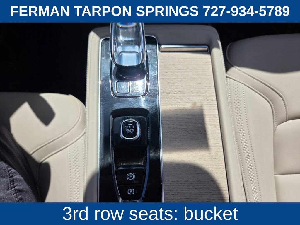 Certified 2025 Volvo XC90 B6 Plus image 29